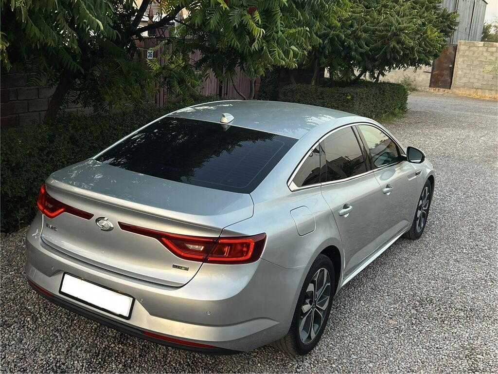 Renault SM6: 2018 г., 2 л, Автомат, Бензин, Седан: фото 4