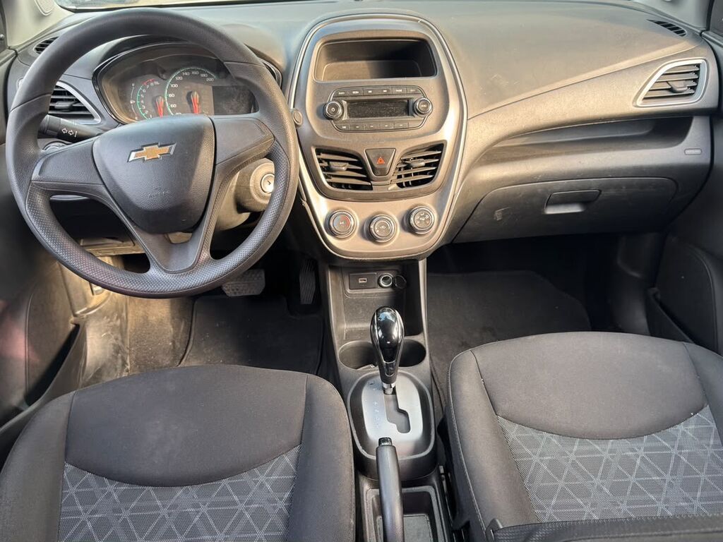 Chevrolet Spark: 2018 г., 1 л, Автомат, Бензин, Хэтчбэк: фото 3