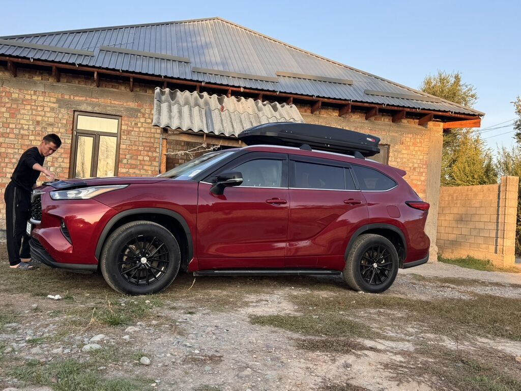 Toyota Highlander: 2020 г., 2.5 л, Гибрид, Кроссовер: фото 2