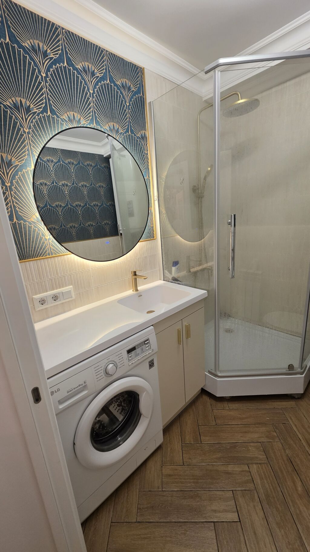 2 комнаты, 55 м², Азия Молл Индивидуалка, 1 этаж, Дизайнерский ремонт