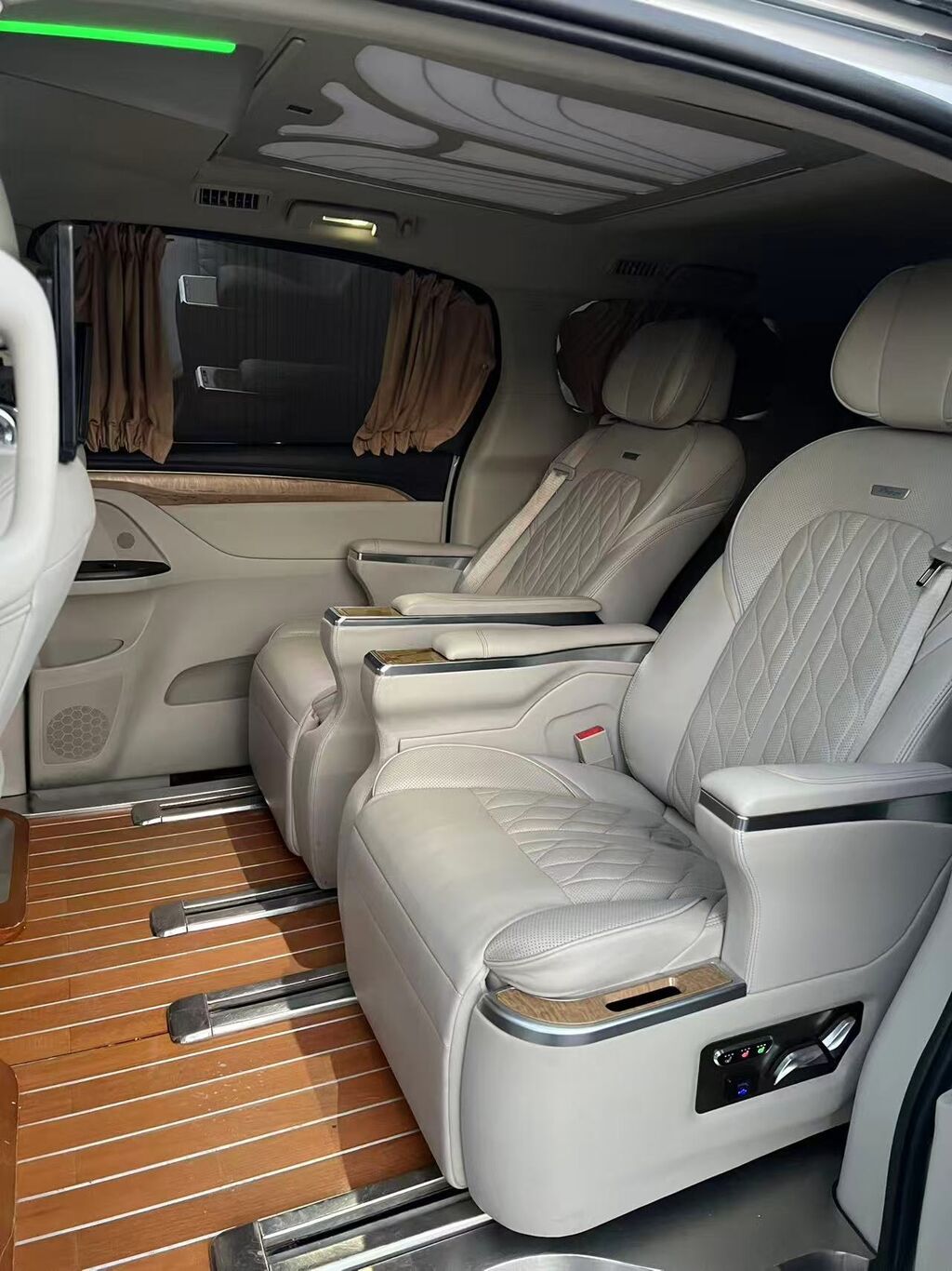 Buick GL8: 2020 г., 2 л, Автомат, Бензин, Минивэн: фото 5