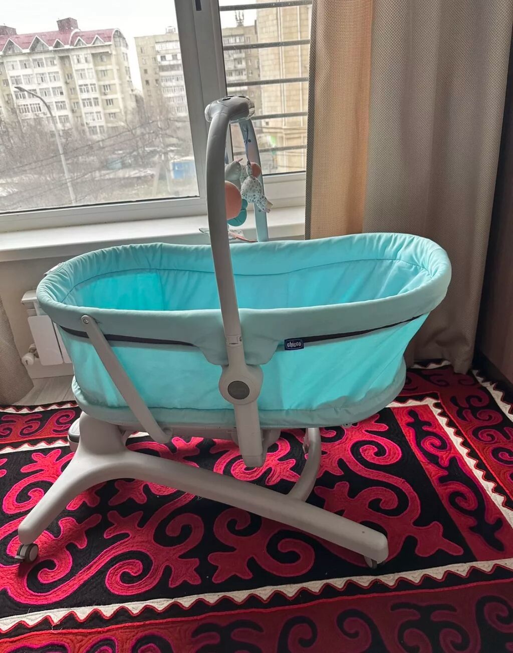 Детская колыбель-лежак Chicco 3 в 1 с дугой игрушек - Универсальная: фото 2