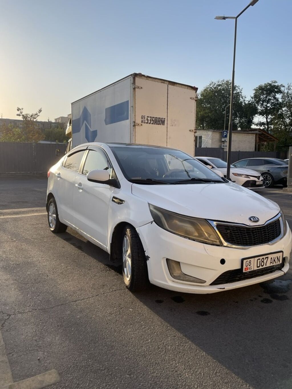 Kia Rio: 2014 г., 1.6 л, Автомат, Газ, Седан: фото 2