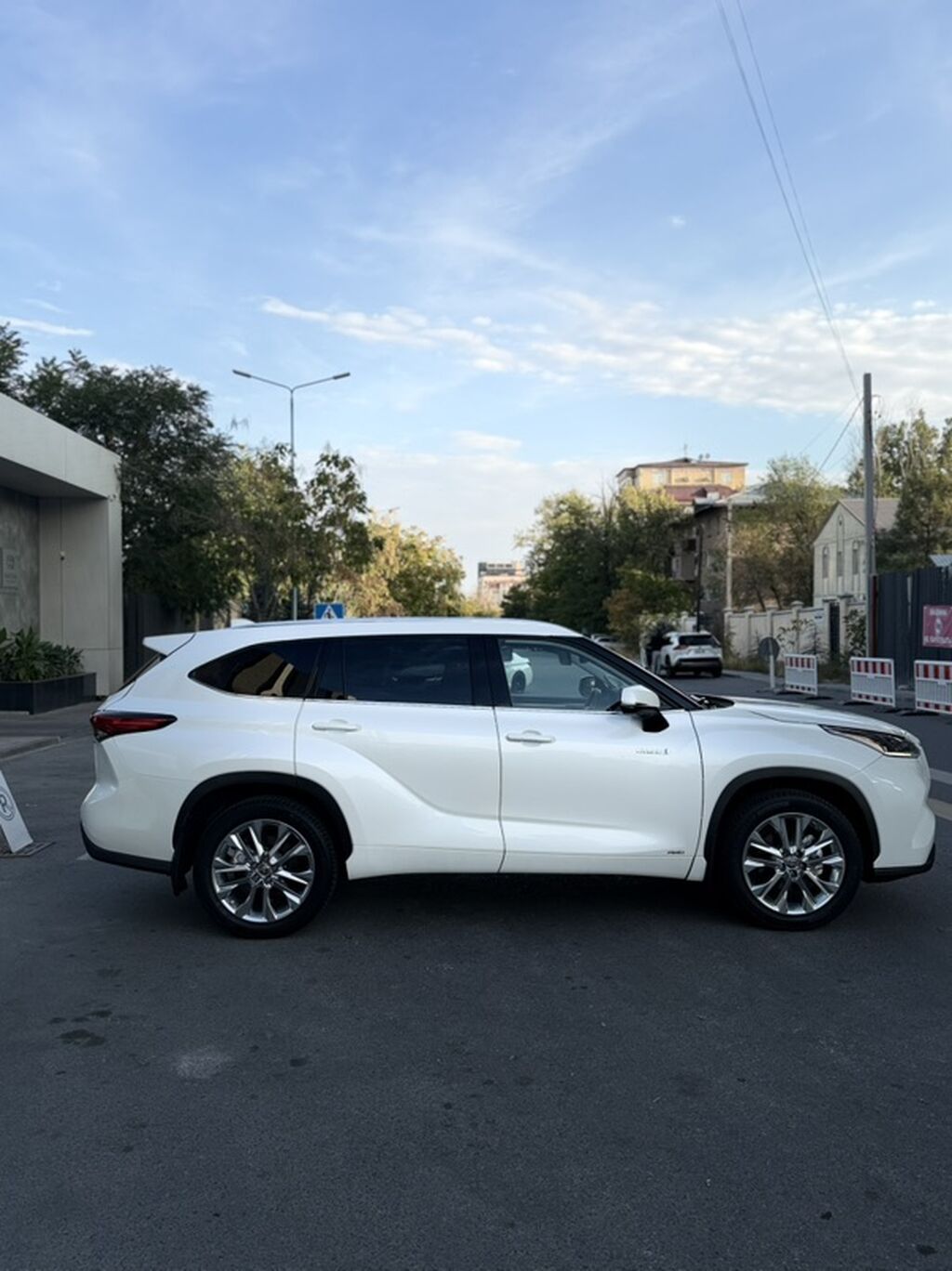 Toyota Highlander: 2021 г., Гибрид, Кроссовер: фото 5