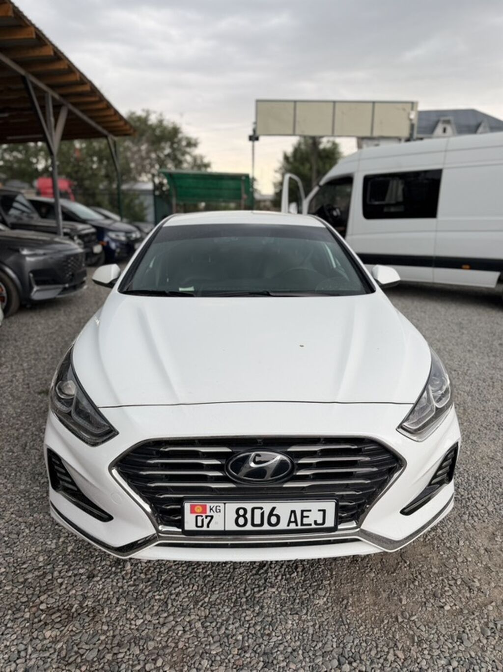 Hyundai Sonata: 2019 г., 2 л, Автомат, Газ, Седан — фото 2