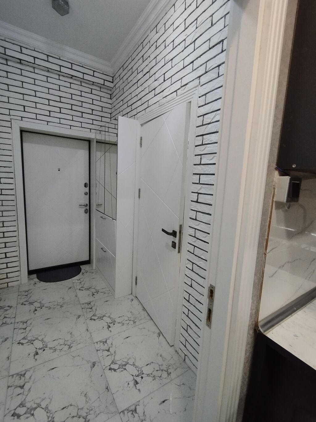 6-cı mikrorayon, 2 otaqlı, Yeni tikili, m. 20 Yanvar, 50 kv. m