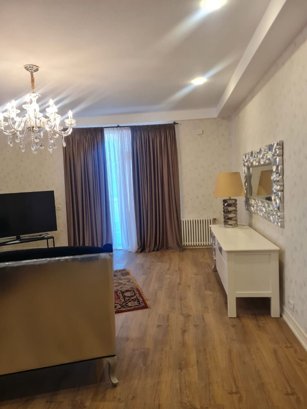 3 otaqlı, Yeni tikili, 137 kv. m