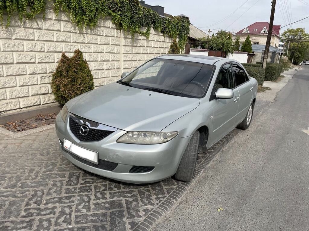 Mazda 6: 2003 г., 2 л, Автомат, Бензин, Седан: фото 2