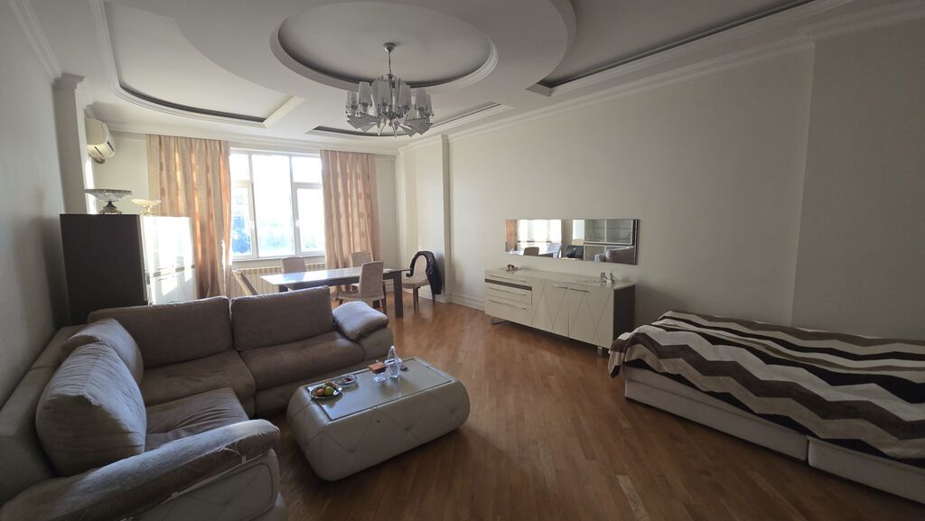 4 otaqlı, Yeni tikili, 177 kv. m