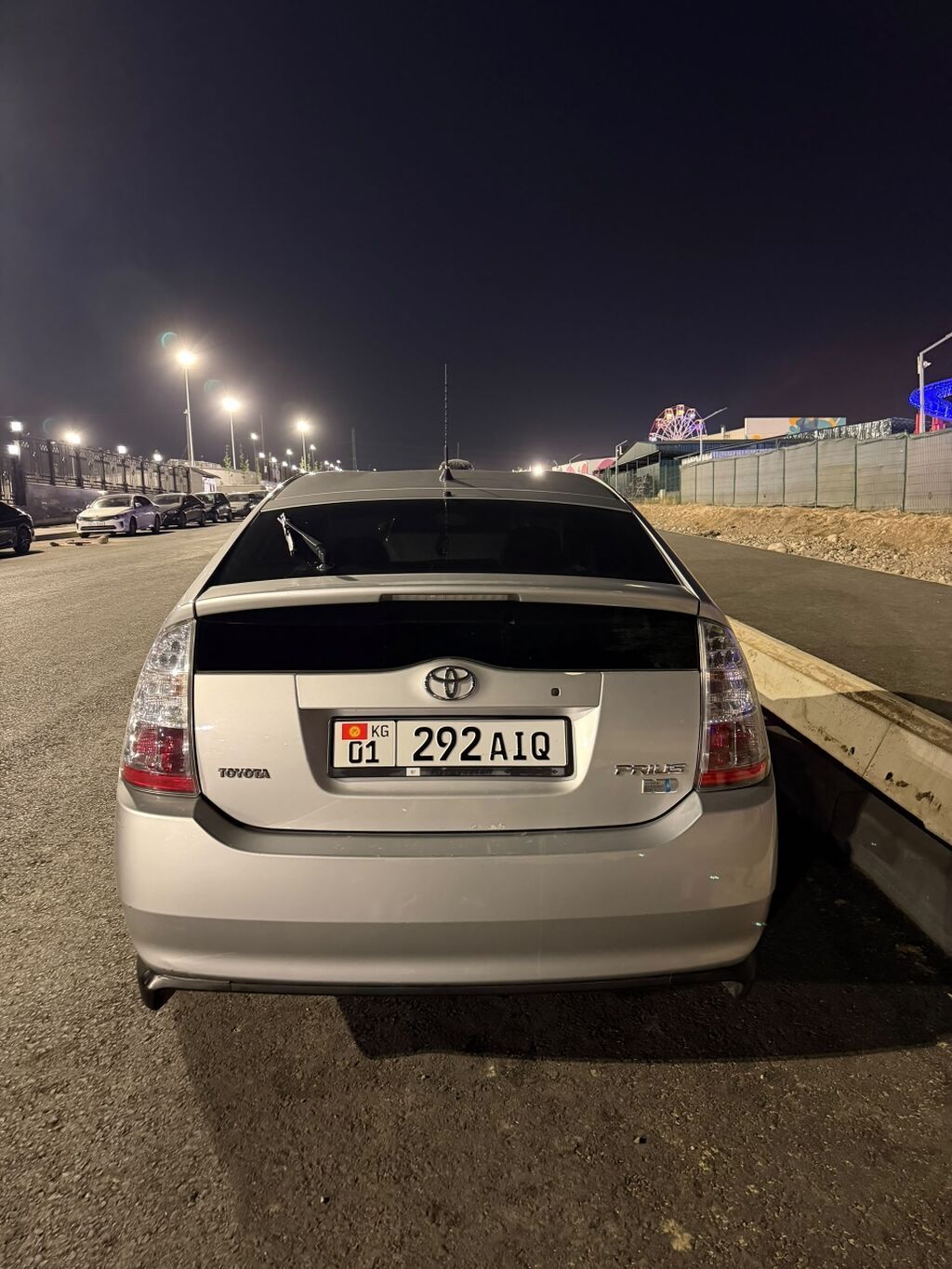 Toyota Prius: 2007 г., 1.5 л, Автомат, Гибрид, Хэтчбэк: фото 3