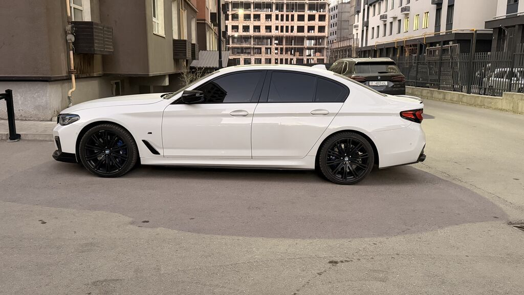 BMW 5 series: 2019 г., 2 л, Автомат, Бензин, Седан: фото 2