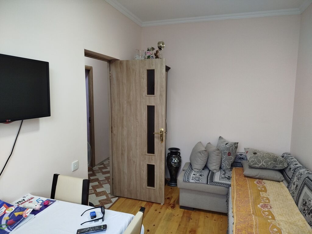 Binə 3 otaqlı, 72 kv. m, Yeni təmirli