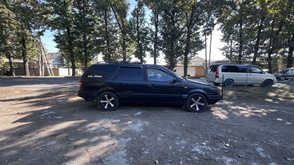 Volkswagen Passat Variant: 1991 г., 1.8 л, Механика, Бензин, Универсал: фото 5