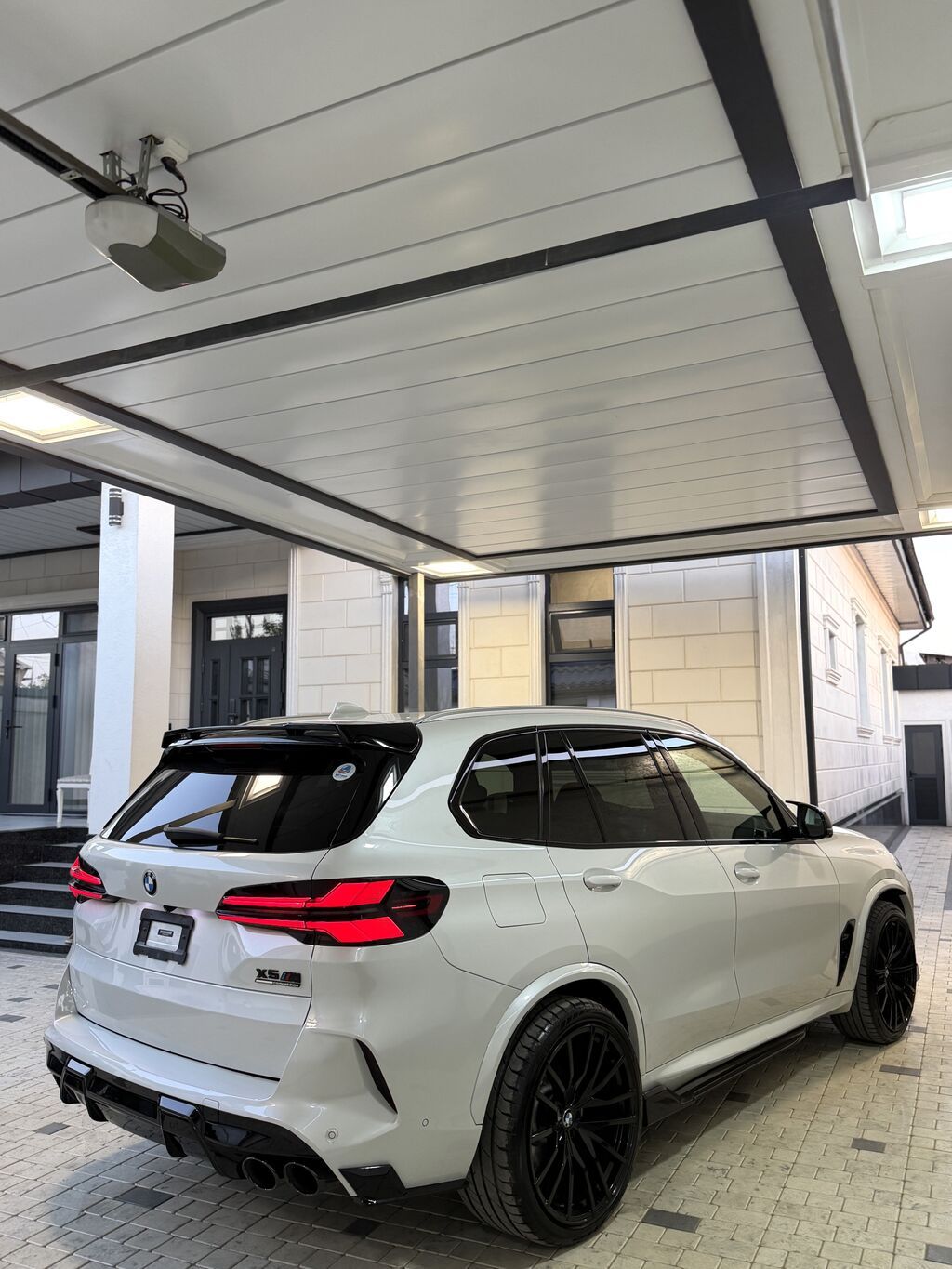BMW X5: 2021 г., 3 л, Автомат, Гибрид, Кроссовер: фото 2
