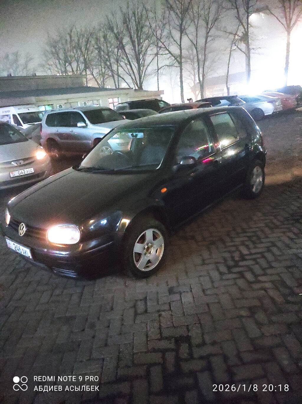Volkswagen Golf: 1998 г., 1.8 л, Автомат, Бензин, Хэтчбэк: фото 2