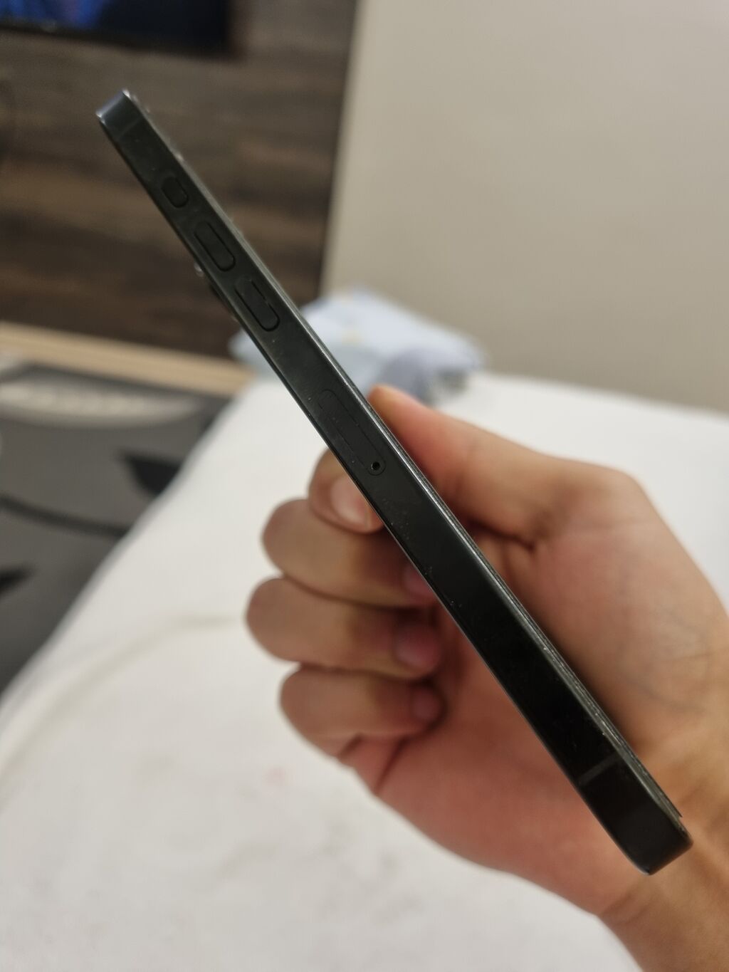 IPhone 16 Pro Max, Б/у, 256 ГБ, Black Titanium, Защитное стекло, Чехол, Кабель, 90 % — фото 3