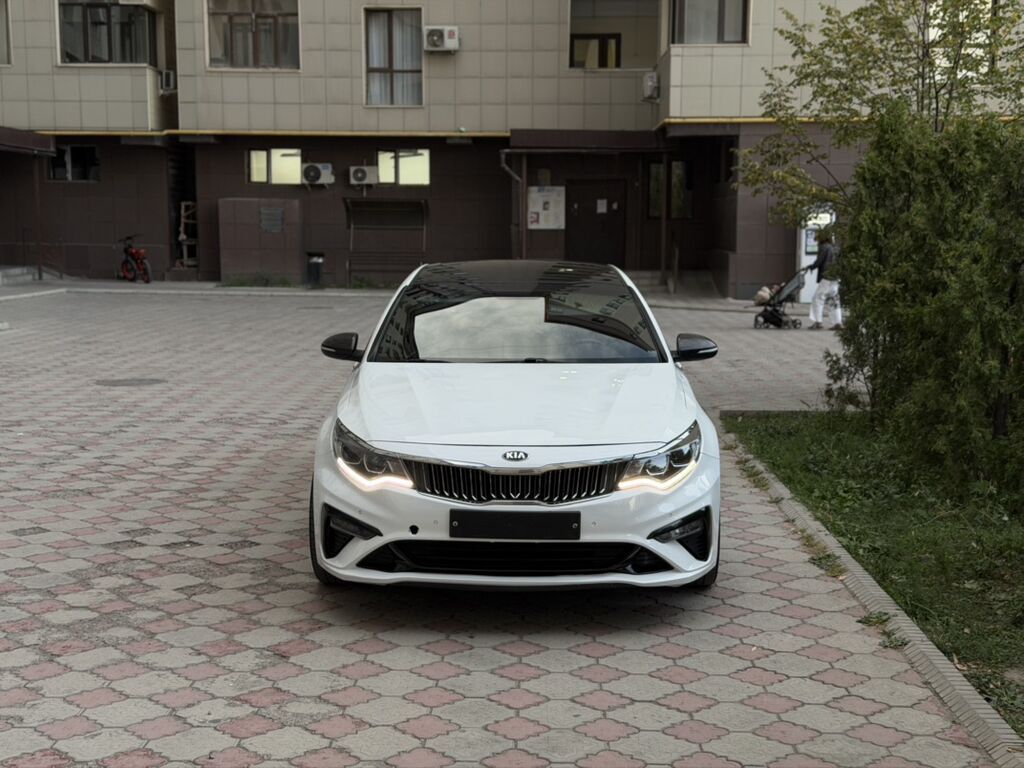 Kia K5: 2018 г., 2 л, Автомат, Бензин, Седан: фото 2