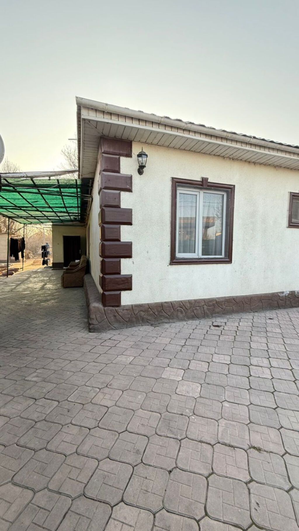 3 комнаты, 100 м², 8 соток, Бишкек, Восток с. Риэлтор: фото 2
