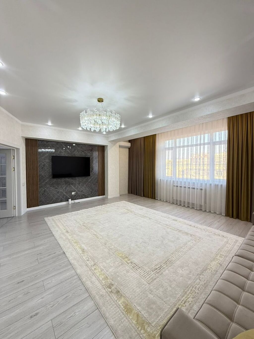 4 комнаты, 167 м², Мега Комфорт ТЦ Элитка, 9 этаж, Дизайнерский ремонт: фото 4
