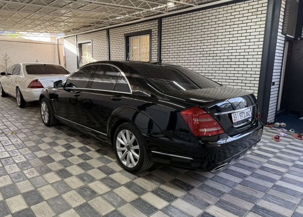 Mercedes-Benz S-Class: 2011 г., 4.7 л, Автомат, Бензин, Седан: фото 2