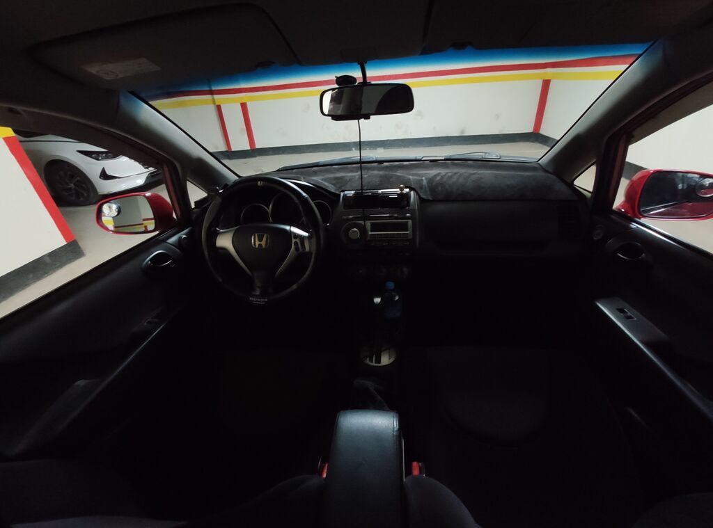 Honda Jazz: 2006 г., 1.5 л, Автомат, Бензин, Хэтчбэк: фото 7