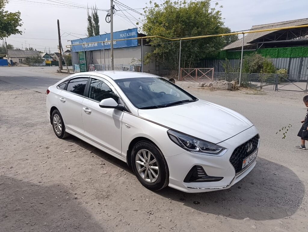 Hyundai Sonata: 2021 г., 2 л, Автомат, Газ, Седан: фото 3