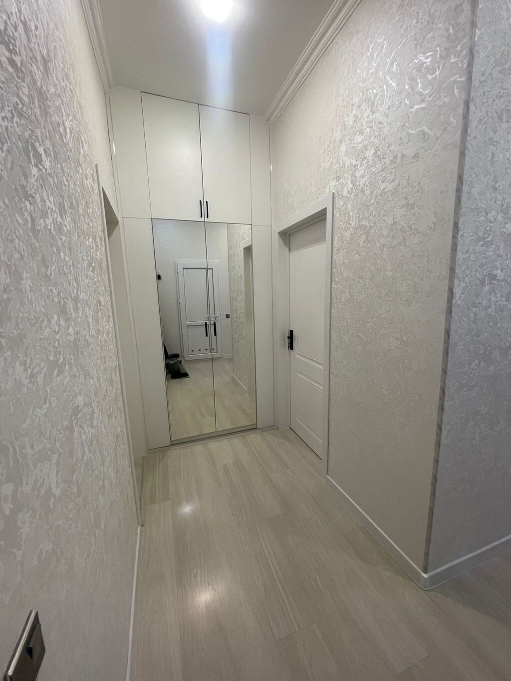 Sumqayıt, 3 otaqlı, Köhnə tikili, 65 kv. m