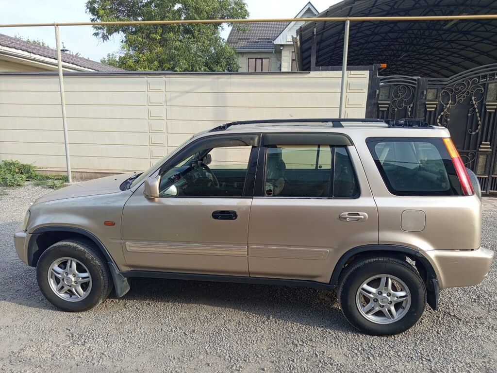 Honda CR-V: 2001 г., 2 л, Автомат, Бензин, Кроссовер: фото 3