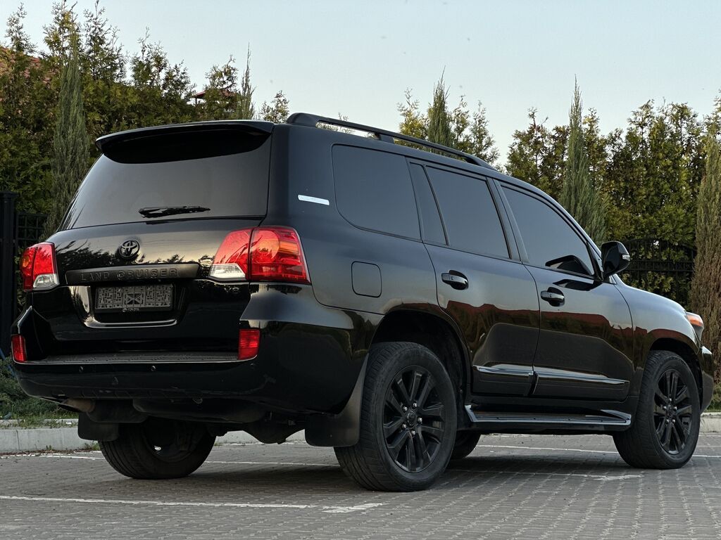 Toyota Land Cruiser: 2014 г., 4.5 л, Автомат, Бензин, Внедорожник: фото 5