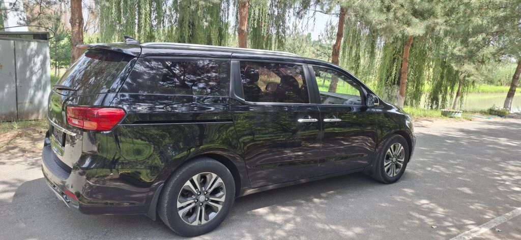 Продаю Kia Carnival 2019, дизель 2.2 л, автомат: фото 4