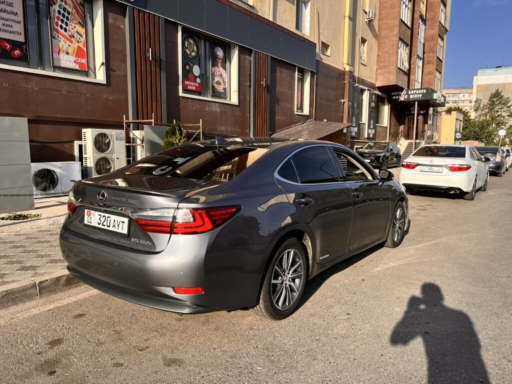 Lexus ES: 2017 г., 2.5 л, Вариатор, Гибрид, Седан: фото 6