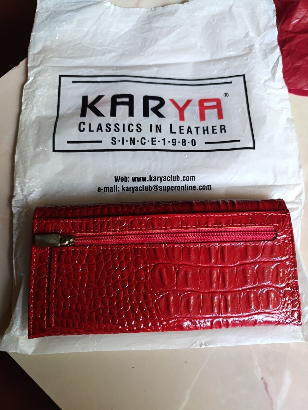 Продаётся кошелек фирмы Karya, цвет красный,г.Ош: фото 2