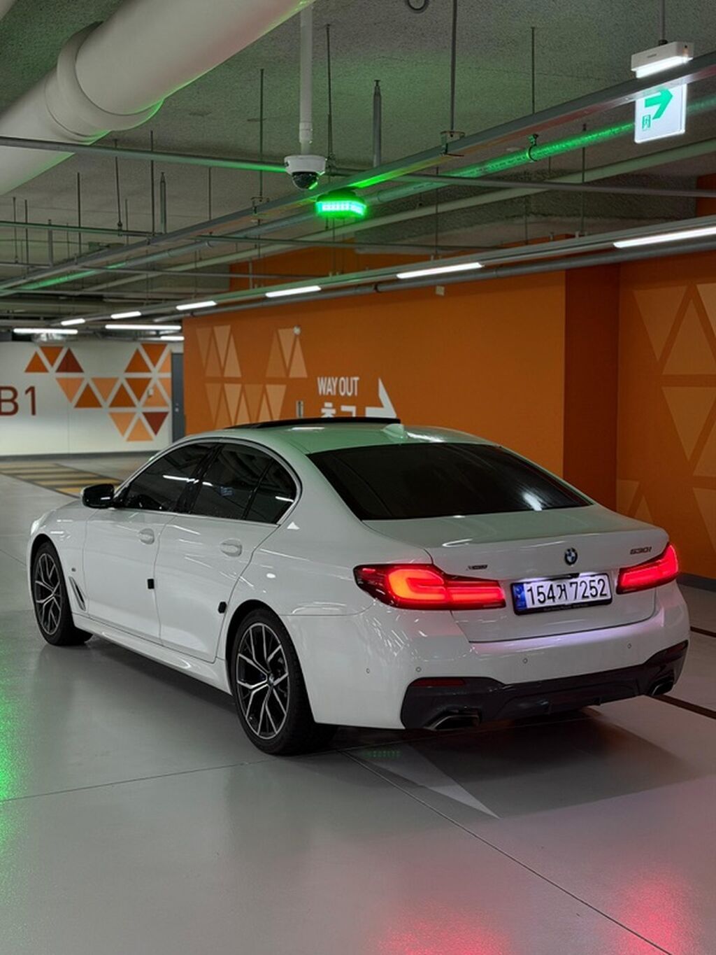 BMW 530: 2021 г., 2 л, Автомат, Бензин, Седан: фото 3