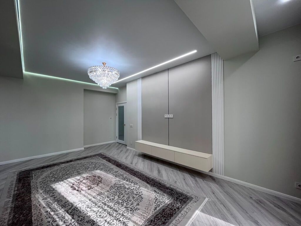 2 комнаты, 77 м², Южная Магистраль Элитка, 2 этаж, Дизайнерский ремонт: фото 2