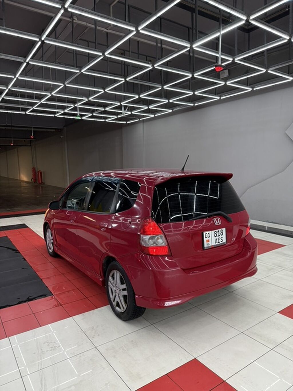Honda Fit: 2006 г., 1.5 л, Автомат, Бензин, Хэтчбэк: фото 4