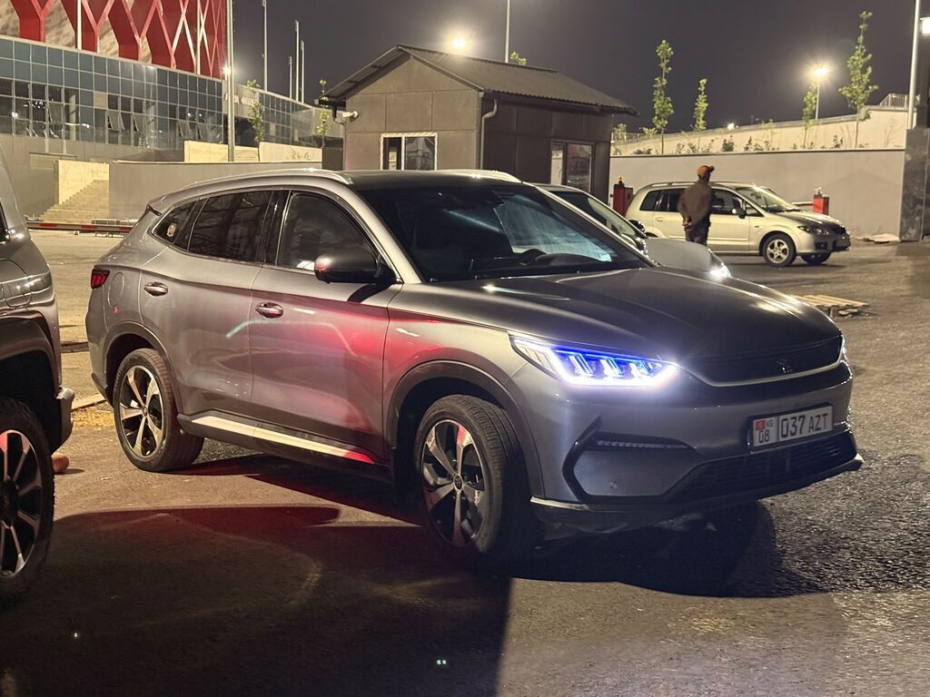 BYD Song Plus: 2022 г., 0.1 л, Автомат, Электромобиль, Кроссовер: фото 1