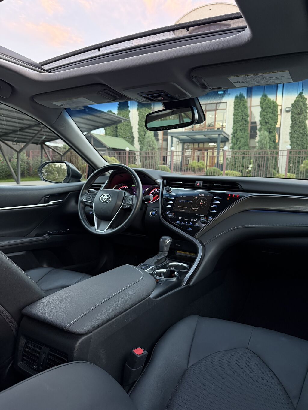 Toyota Camry: 2020 г., 2.5 л, Автомат, Бензин, Седан: фото 8