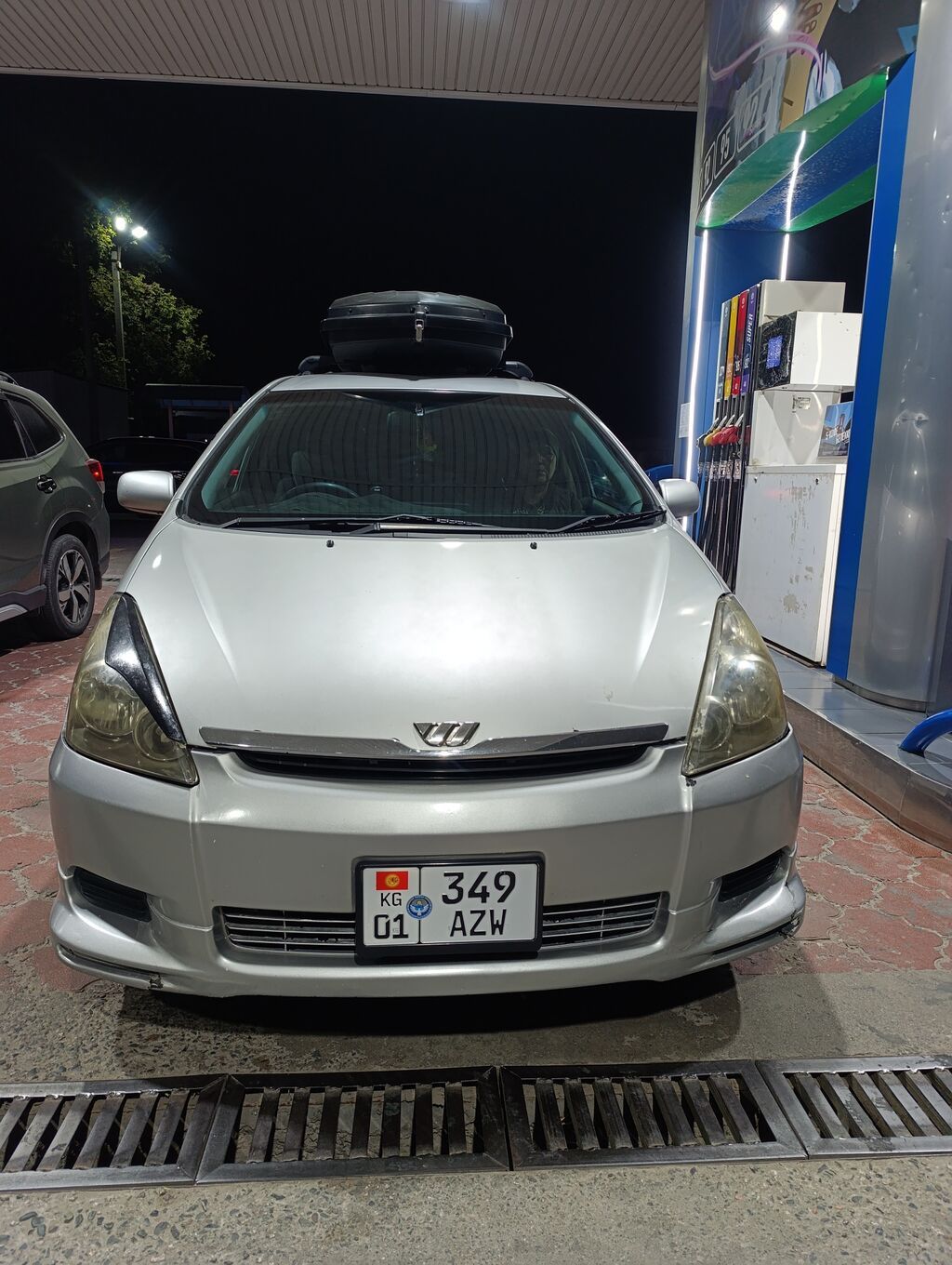 Toyota WISH: 2003 г., 1.8 л, Автомат, Бензин, Минивэн: фото 1