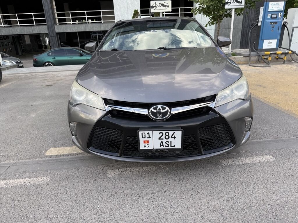 Toyota Camry: 2017 г., 2.5 л, Автомат, Бензин, Седан: фото 3