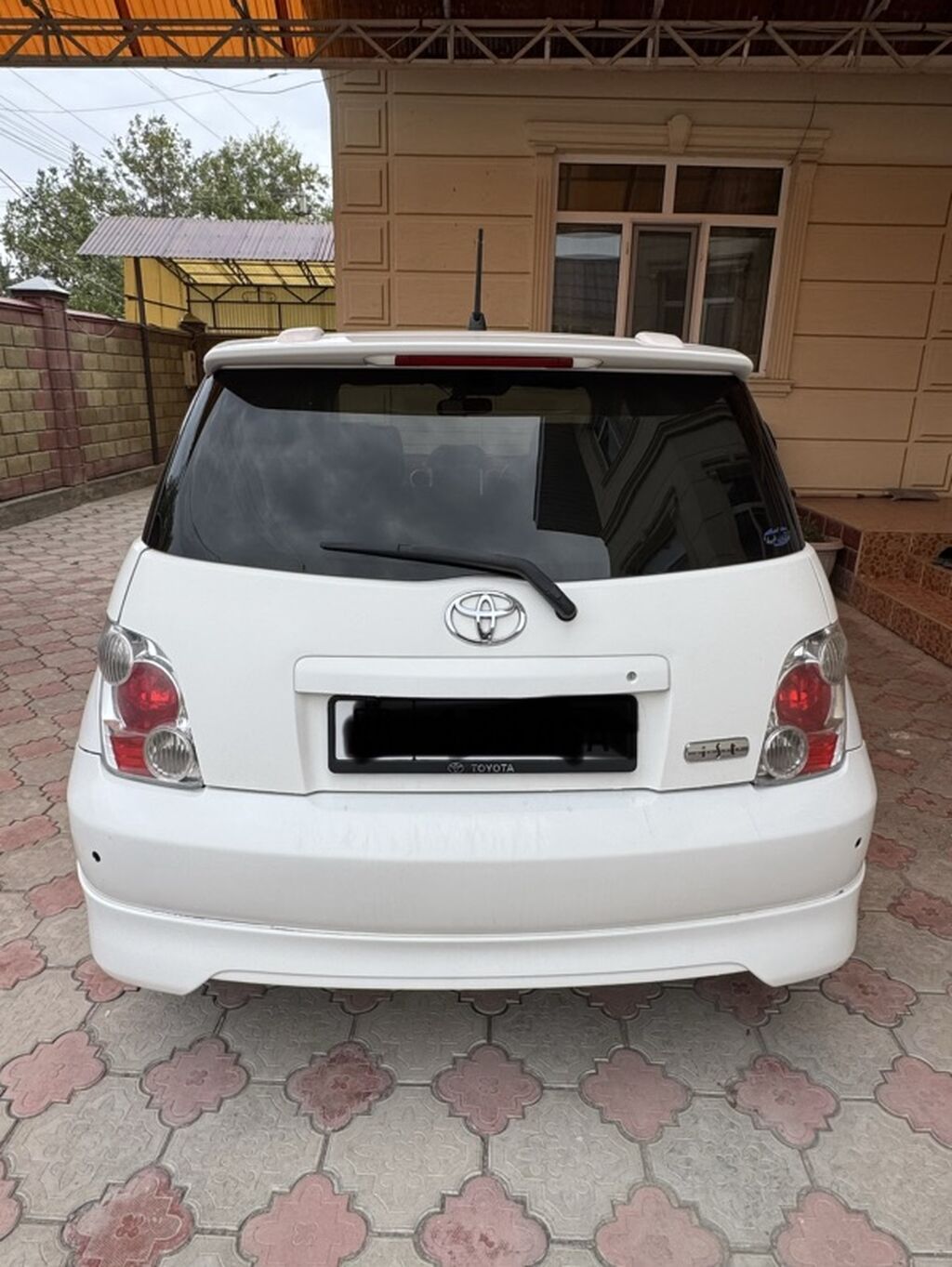 Toyota Ist: 2004 г., 1.5 л, Автомат, Бензин, Хэтчбэк: фото 8
