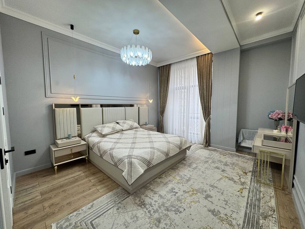4 комнаты, 184 м², ул. Чынгыз Айтматова Элитка, 4 этаж, Дизайнерский ремонт: фото 3