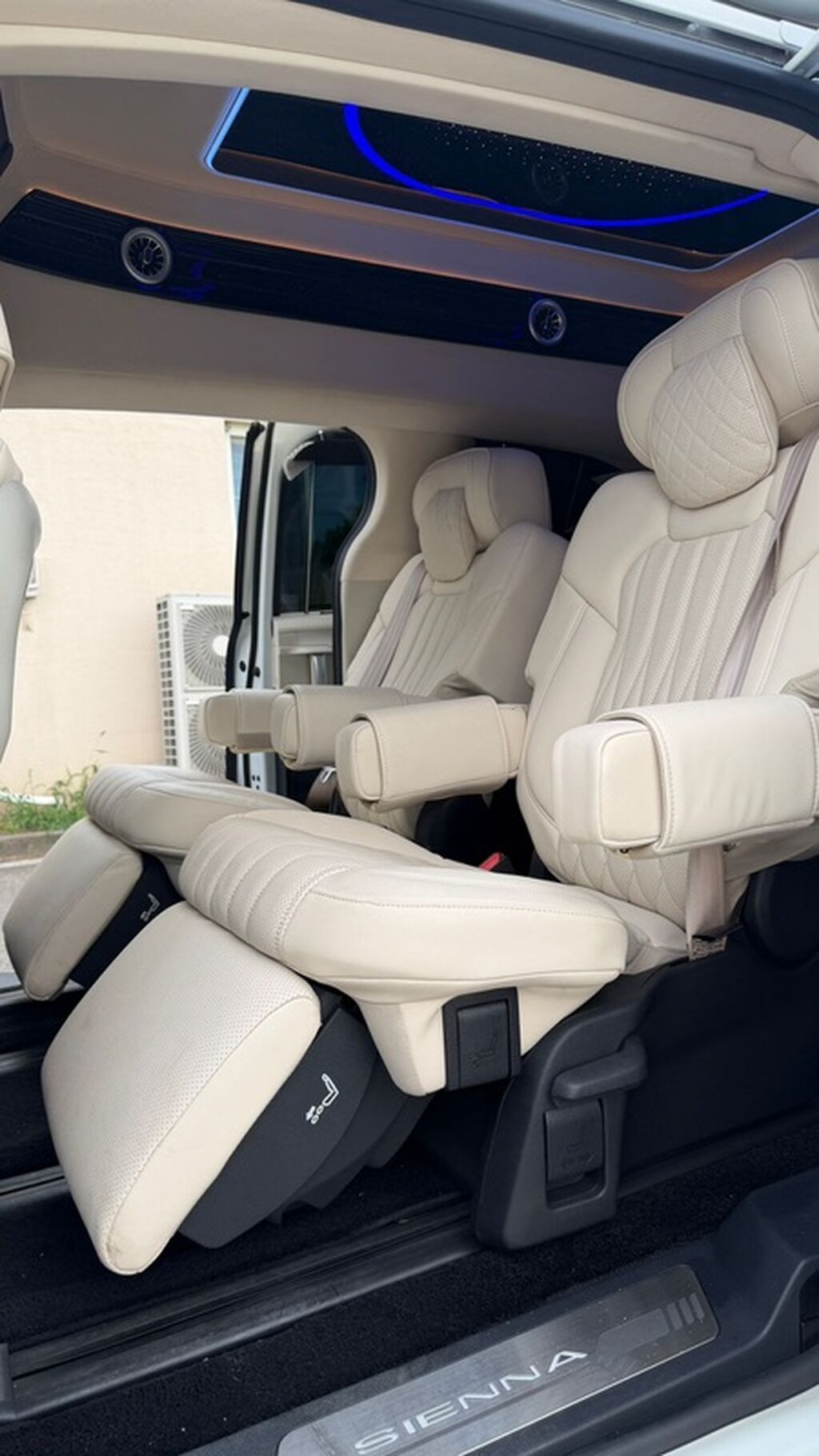 Toyota Sienna: 2021 г., 2.5 л, Гибрид, Минивэн: фото 3