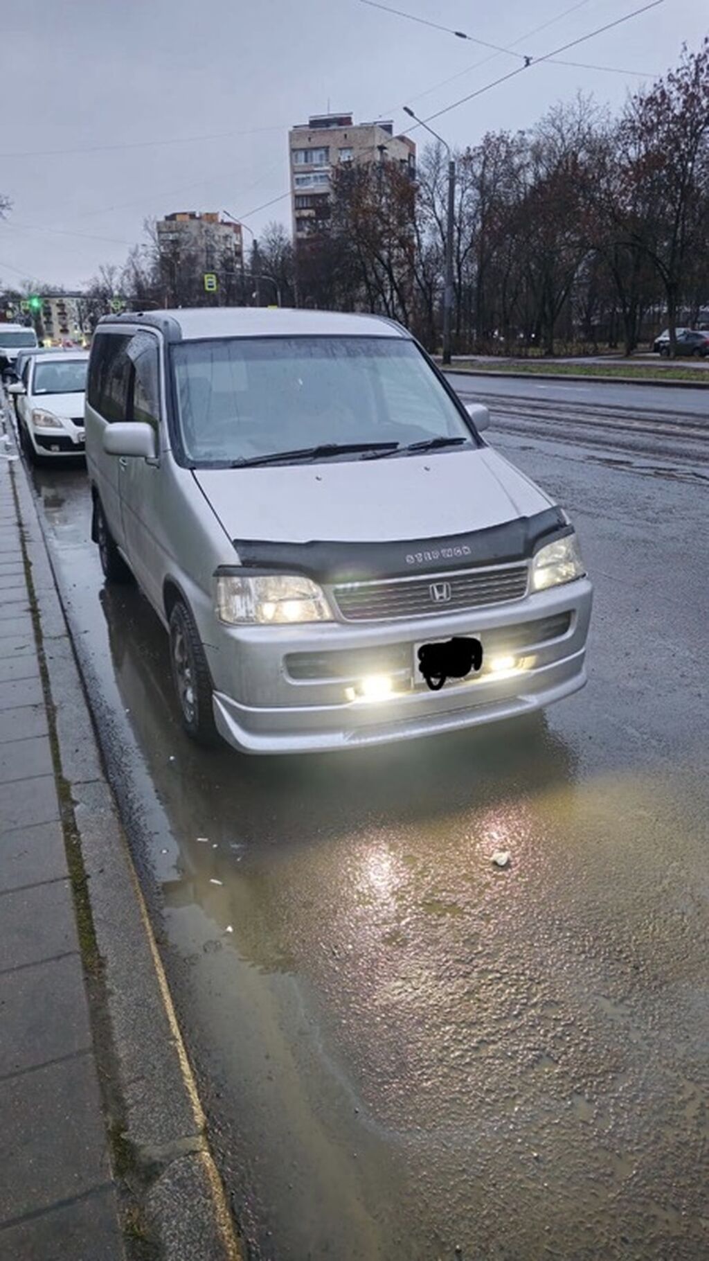 Honda Stepwgn: 2001 г., Автомат, Бензин, Минивэн: фото 3