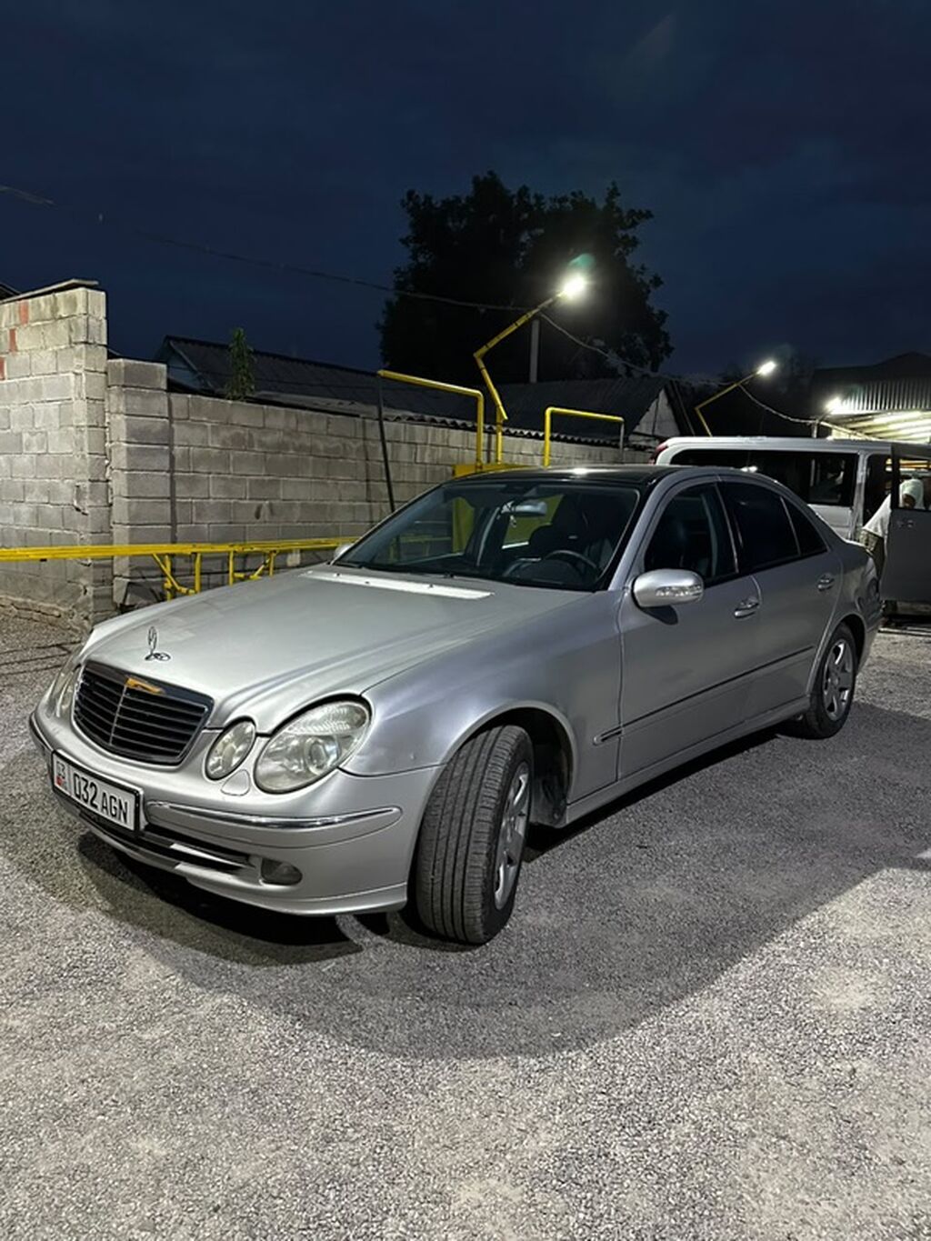 Mercedes-Benz E-Class: 2003 г., 1.8 л, Автомат, Бензин, Седан: фото 3