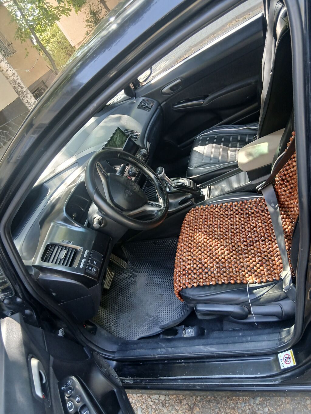 Honda Civic: 2010 г., 1.3 л, Вариатор, Гибрид, Седан: фото 5