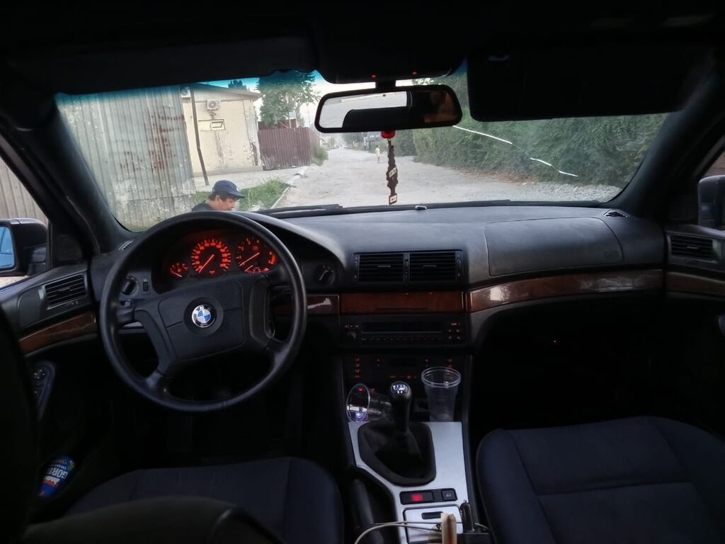 BMW 5 series: 2001 г., 2.5 л, Механика, Бензин, Седан: фото 5