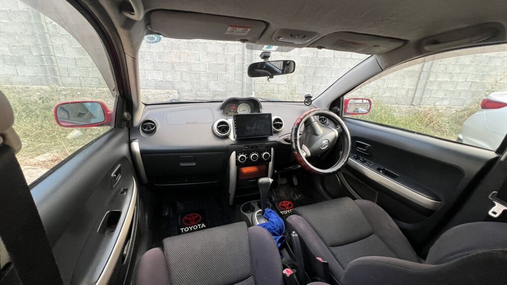 Toyota Ist: 2003 г., 1.3 л, Автомат, Бензин, Хэтчбэк: фото 4