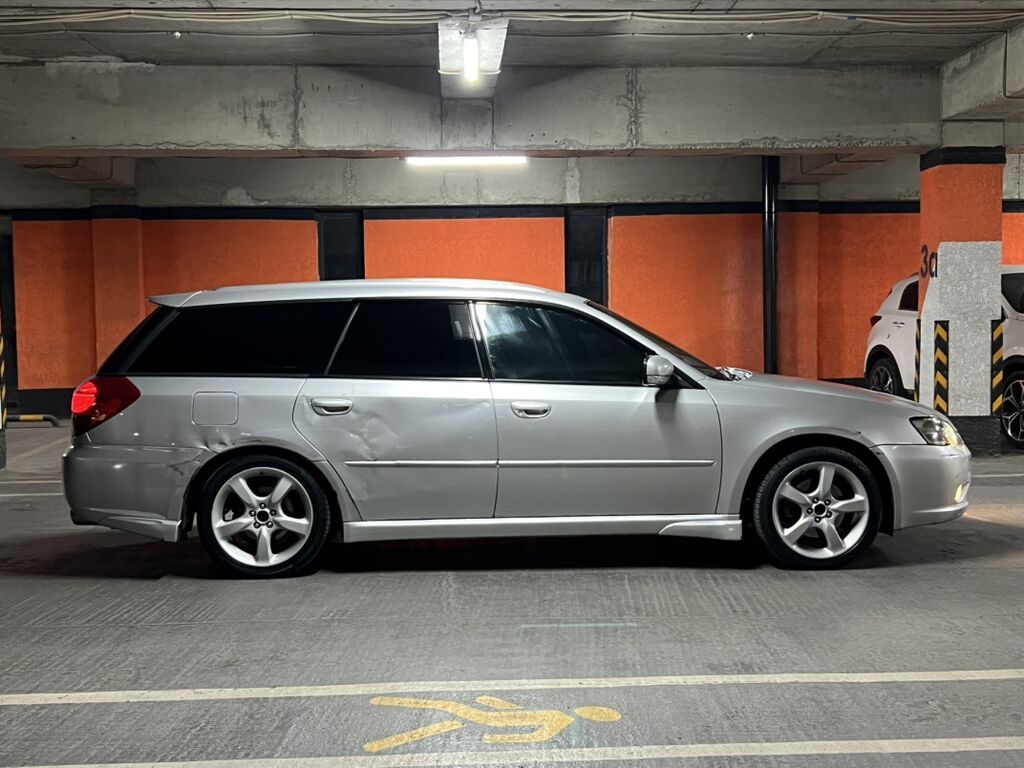 Subaru Legacy: 2004 г., 2 л, Автомат, Газ, Универсал: фото 7