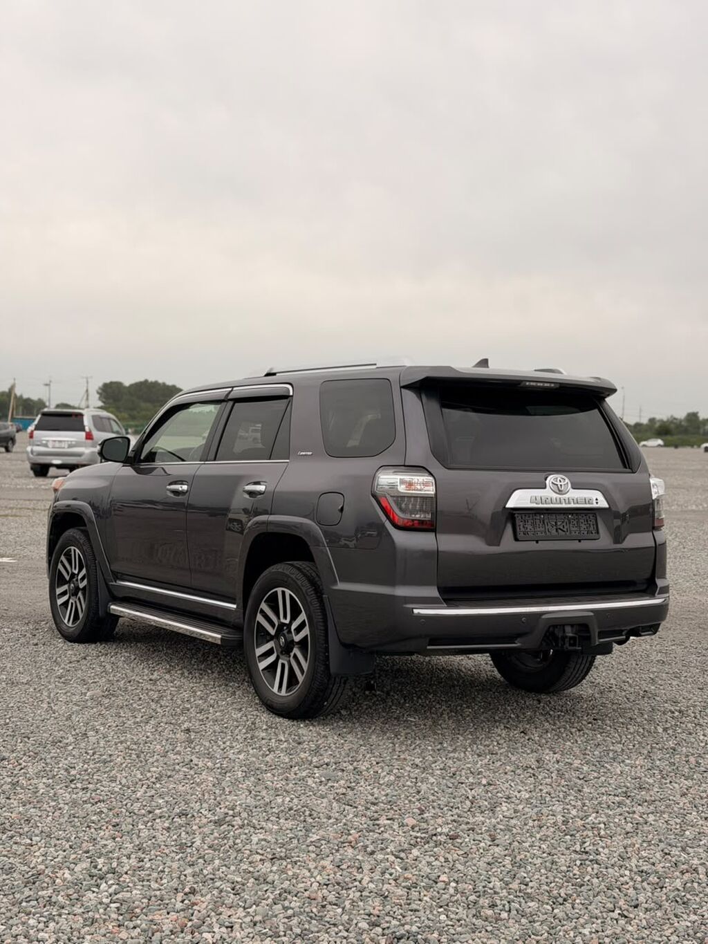 Toyota 4Runner: 2020 г., 4 л, Автомат, Бензин, Внедорожник: фото 5