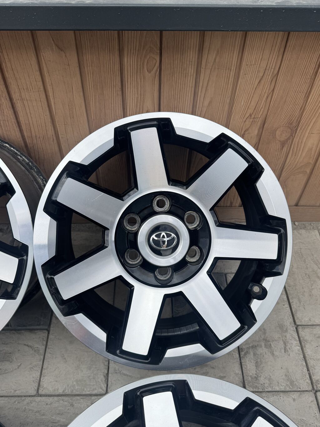 Литые Диски R 17 Toyota, Комплект, отверстий - 6, Б/у: фото 5